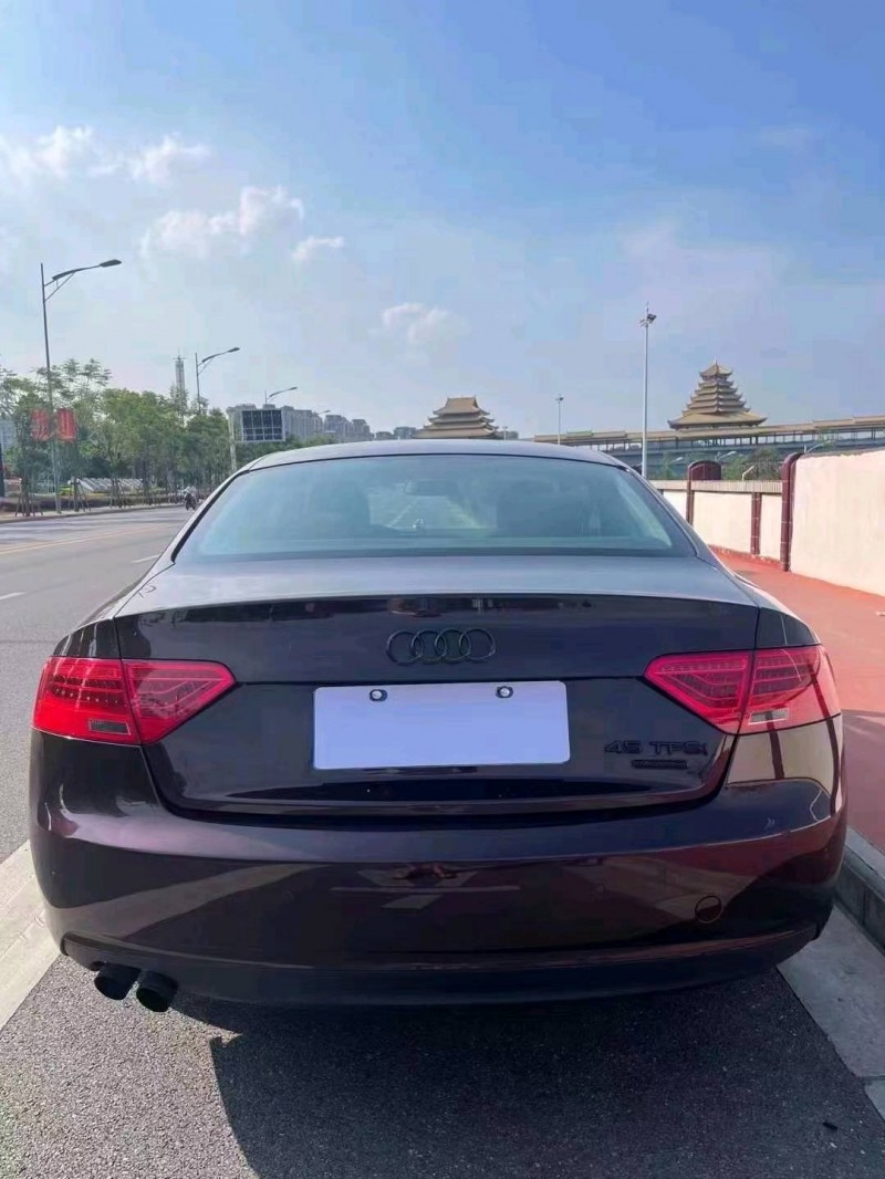 北海12年奧迪A55