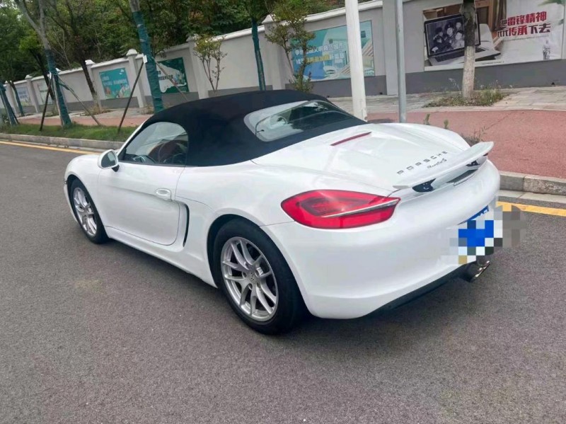 衡阳15年保时捷7186