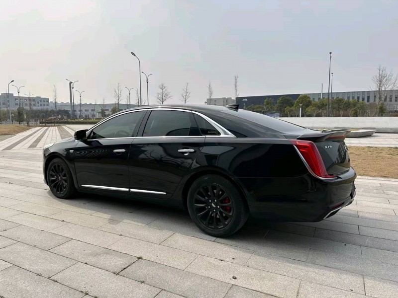 盐城17年凯迪拉克XTS8
