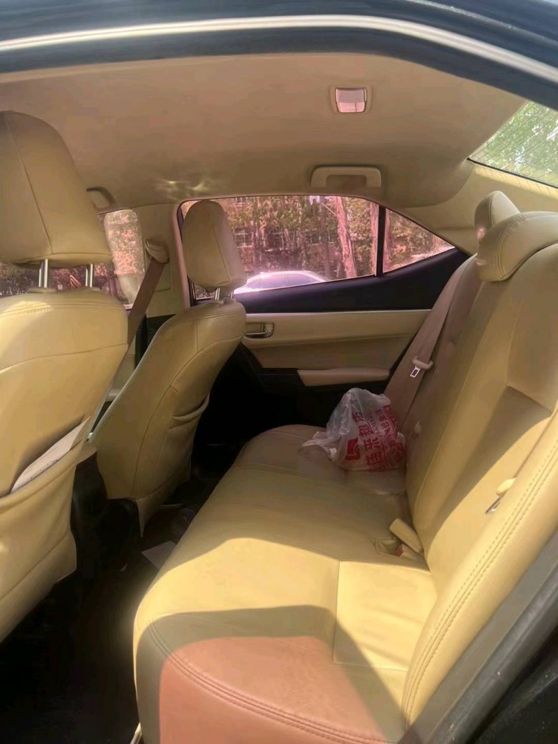 济南17年丰田卡罗拉5