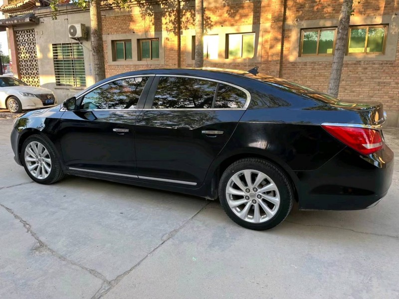 保定13年别克君越4