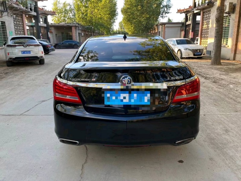 保定13年别克君越9