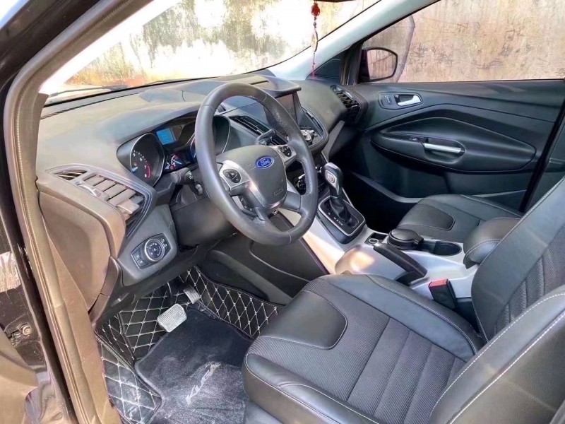 广州16年福特翼虎5