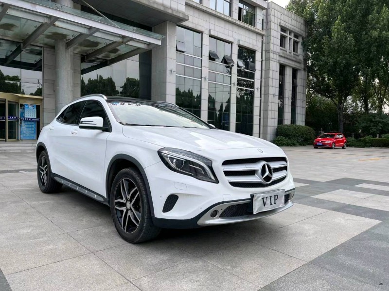 枣庄16年奔驰GLA3