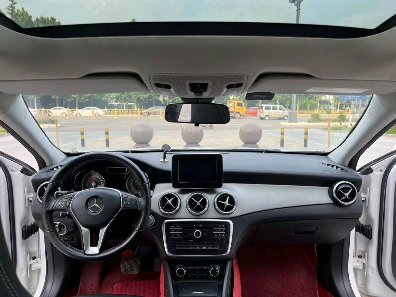 枣庄16年奔驰GLA6