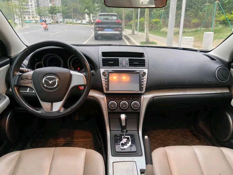 广州10年马自达睿翼9