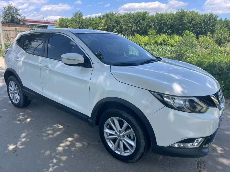 保定17年日产逍客2