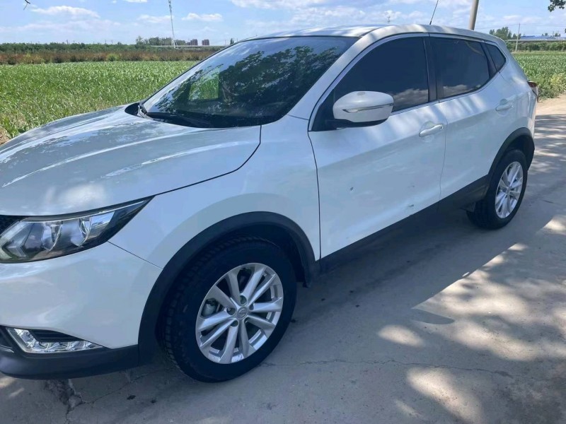 保定17年日产逍客3