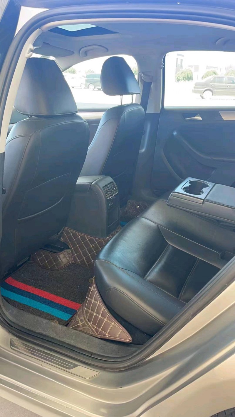 保定14年大众速腾7