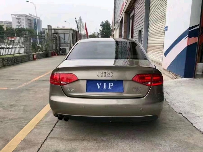 九江12年奧迪A4L3