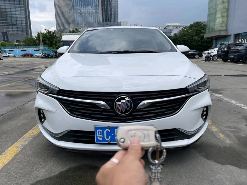 广州20年别克威朗1