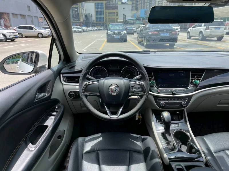 广州20年别克威朗5