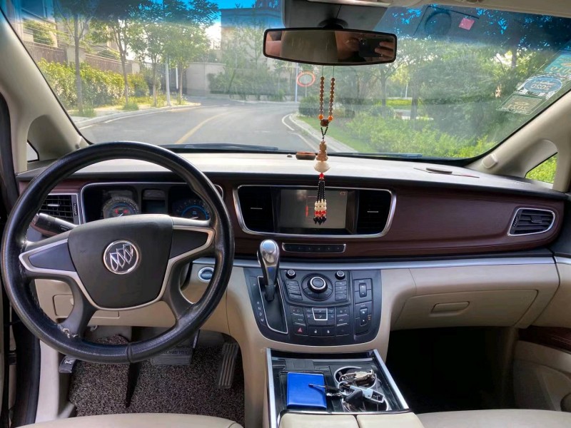 枣庄15年别克GL89