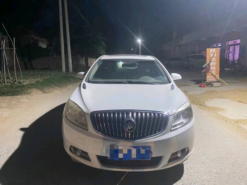 济南15年别克英朗1