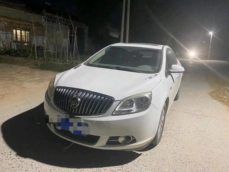 济南15年别克英朗2