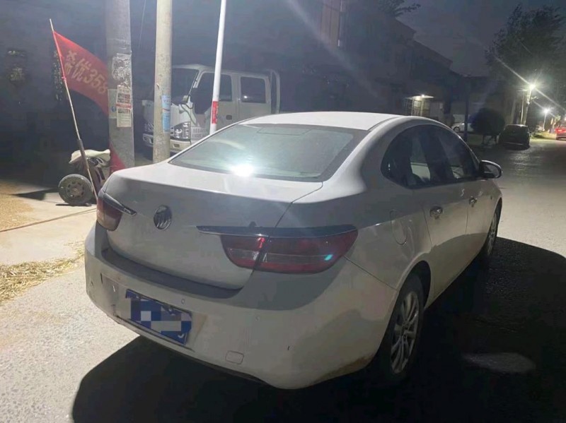 济南15年别克英朗7