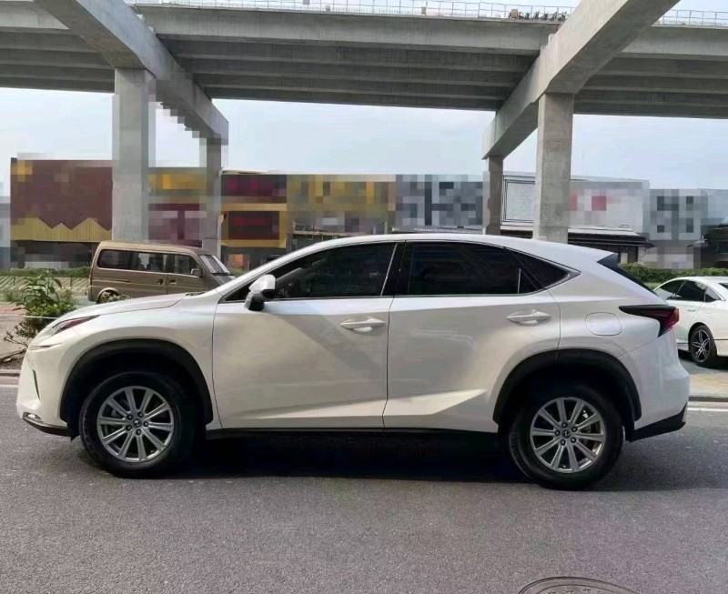 江門21年雷克薩斯NX8