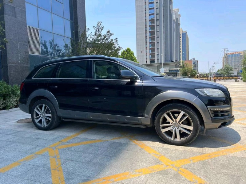 济宁14年奥迪Q73