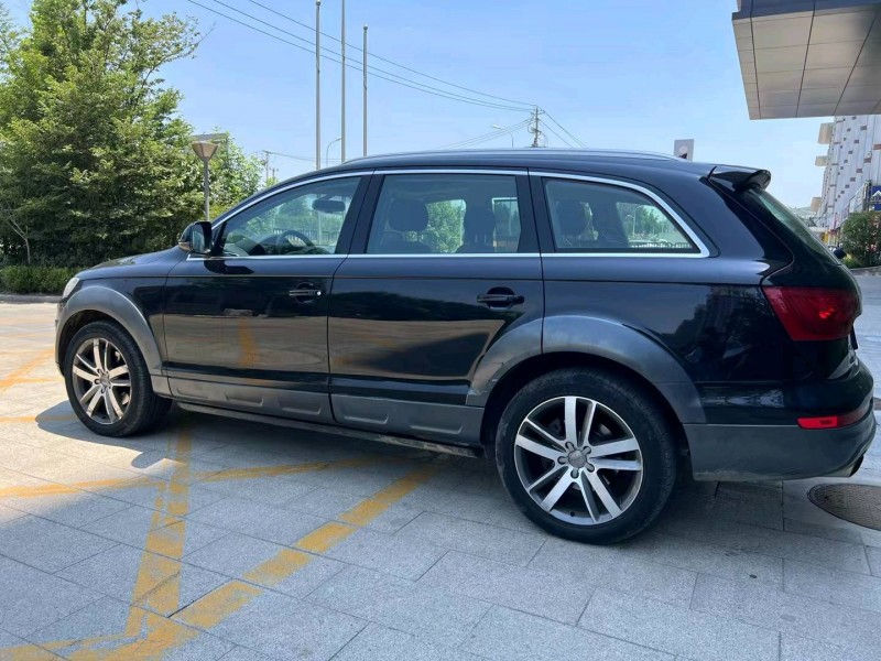 济宁14年奥迪Q77