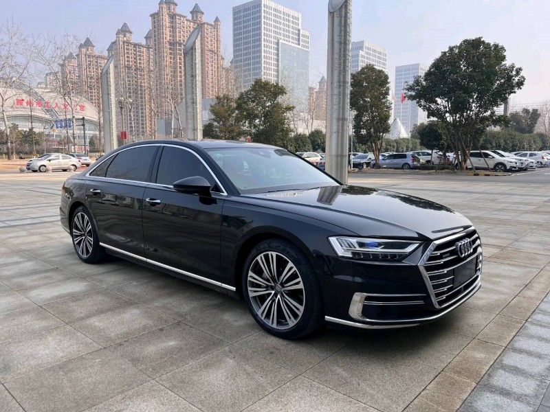 济南19年奥迪A8L5