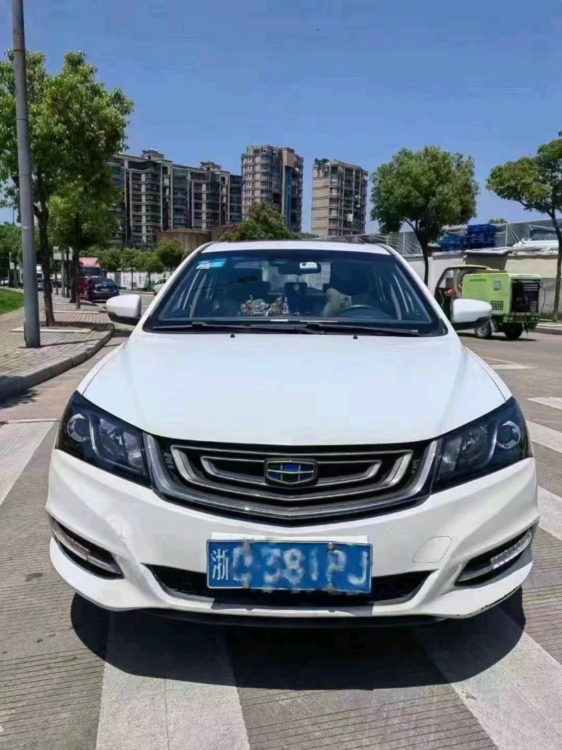 嘉兴17年吉利帝豪1
