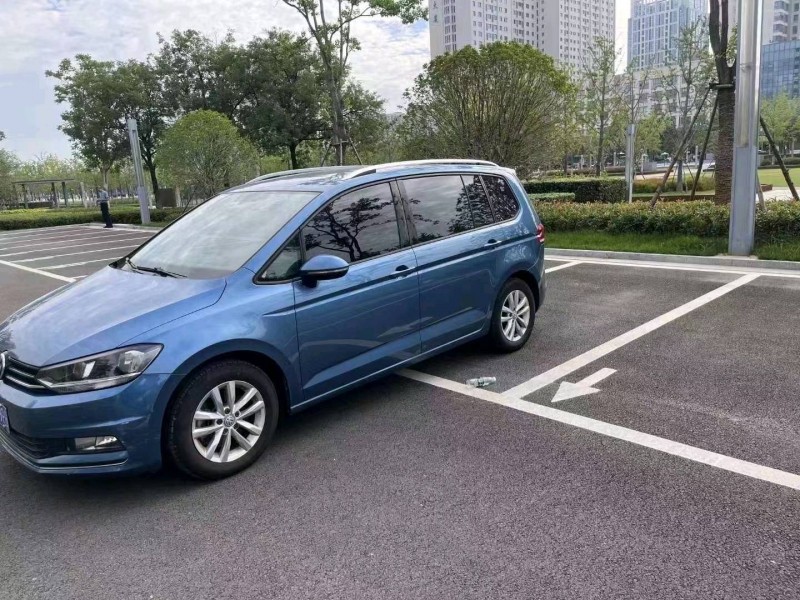 徐州17年大众途安2
