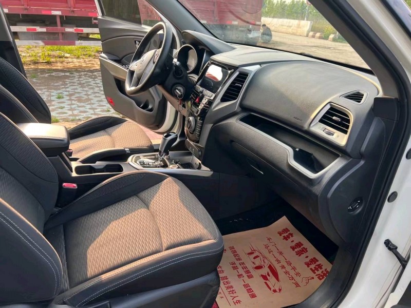 徐州18年双龙蒂维拉5