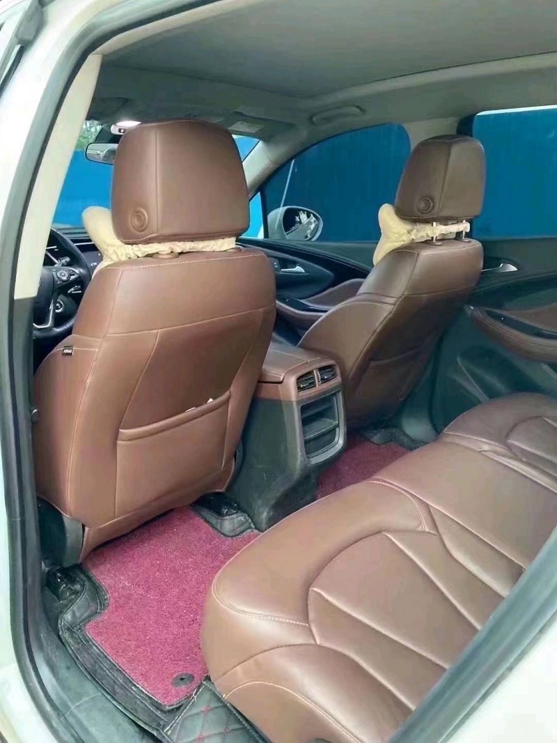 珠海21年别克昂科威7