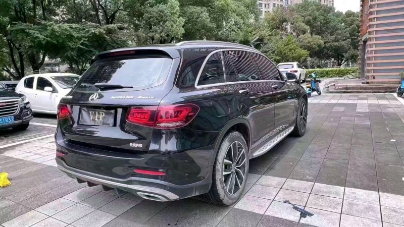 湖州19年奔驰GLC7