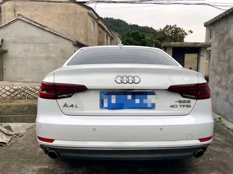 嘉兴18年奥迪A4L7