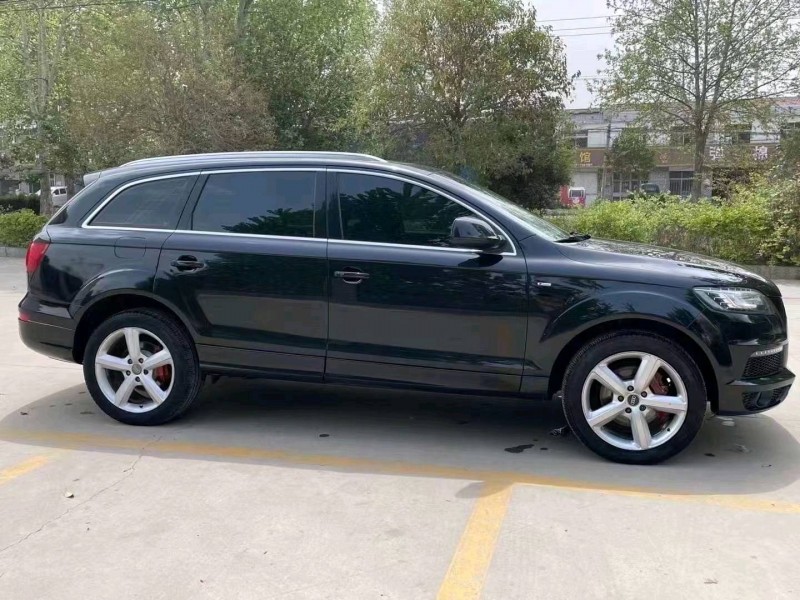 济宁13年奥迪Q73