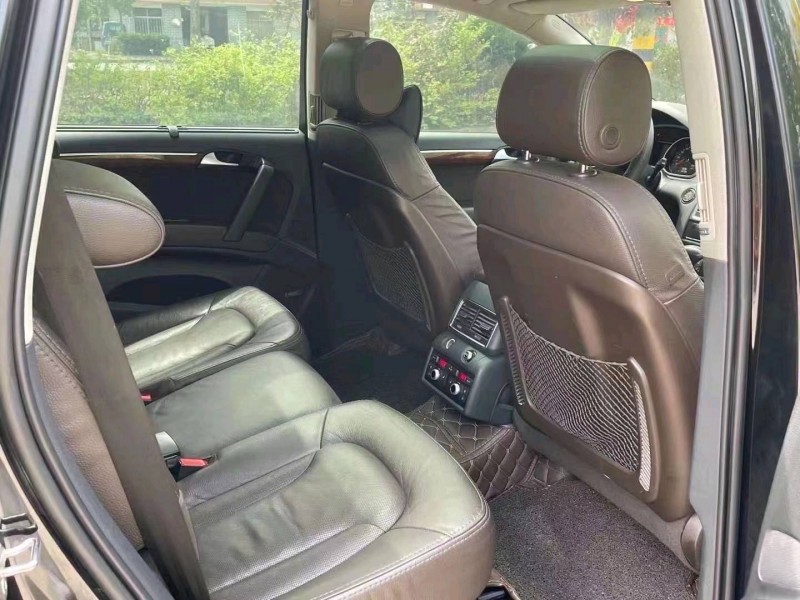 济宁13年奥迪Q74