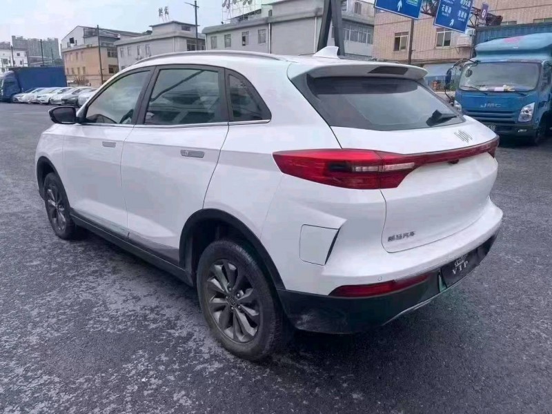 珠海21年威马汽车EX-59