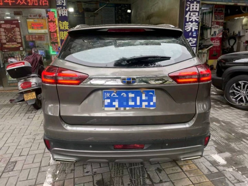 九江19年吉利博越5