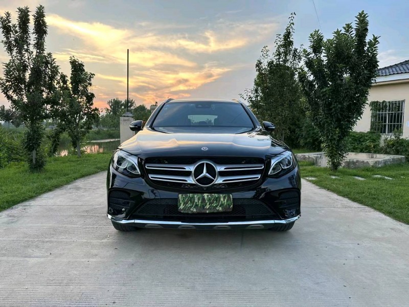 徐州19年奔驰GLC1