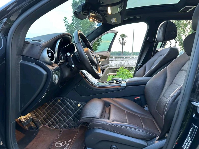 徐州19年奔驰GLC4