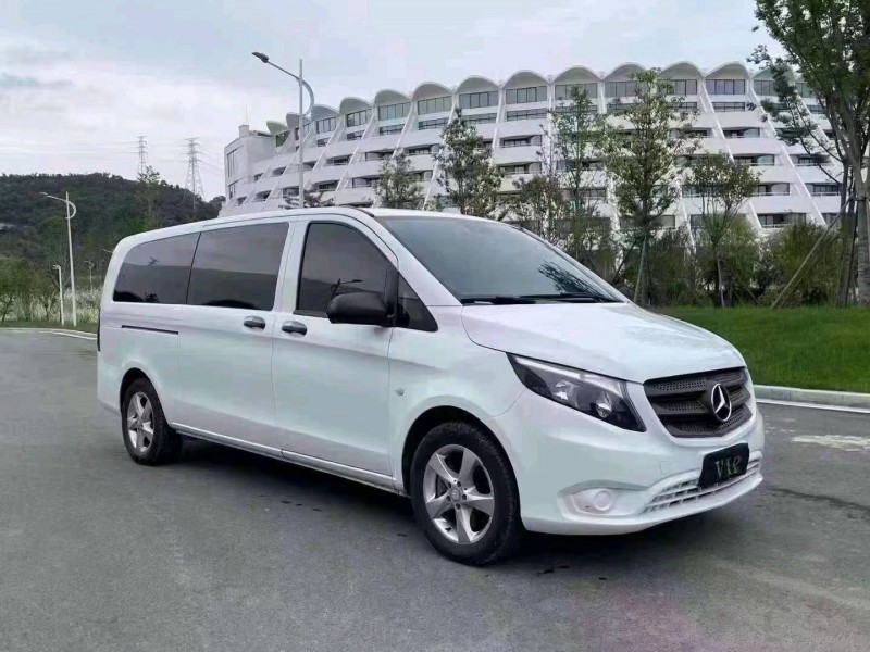 嘉兴17年奔驰威霆2