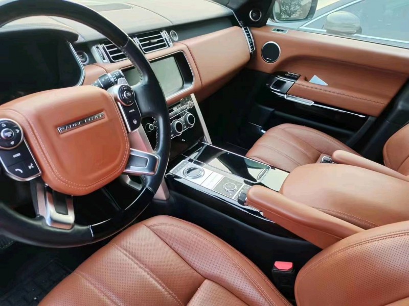 东莞17年路虎揽胜行政4