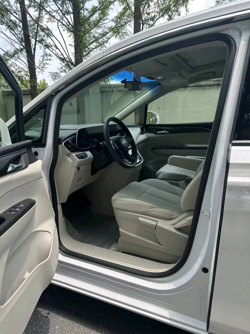 徐州23年别克GL86