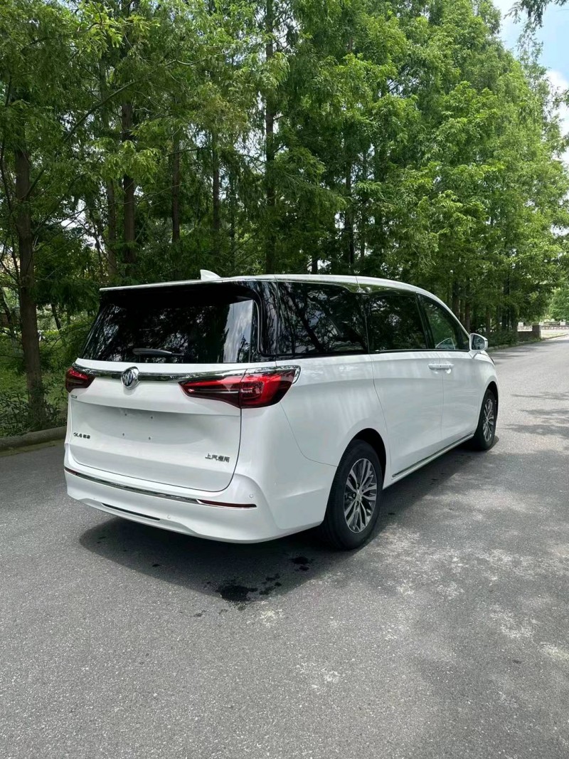 徐州23年别克GL88