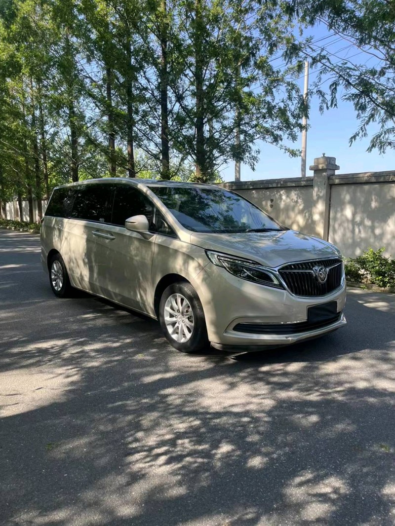 徐州19年别克GL82