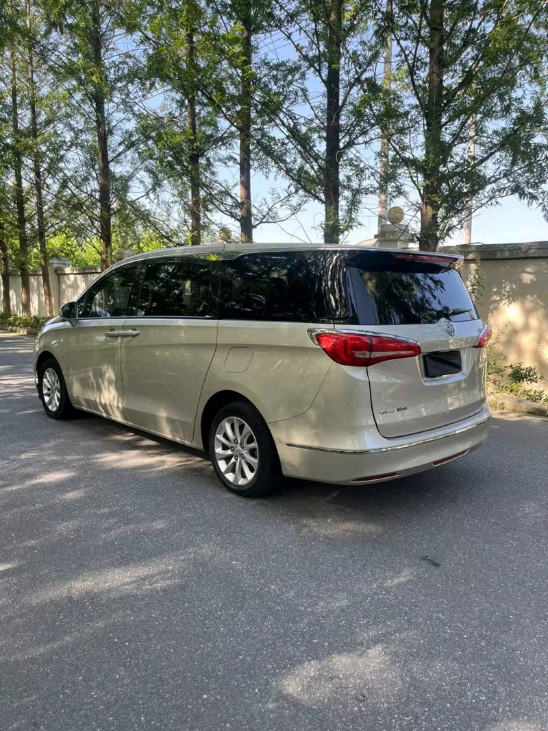 徐州19年别克GL87