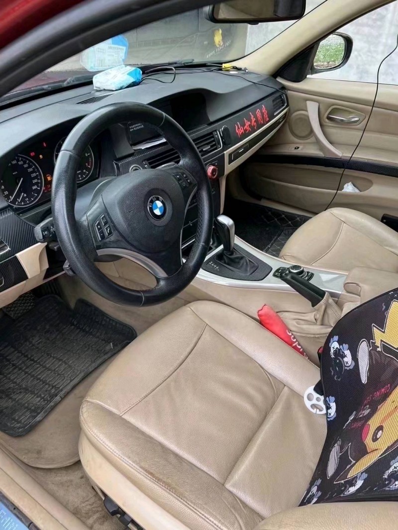 济南12年宝马3系7