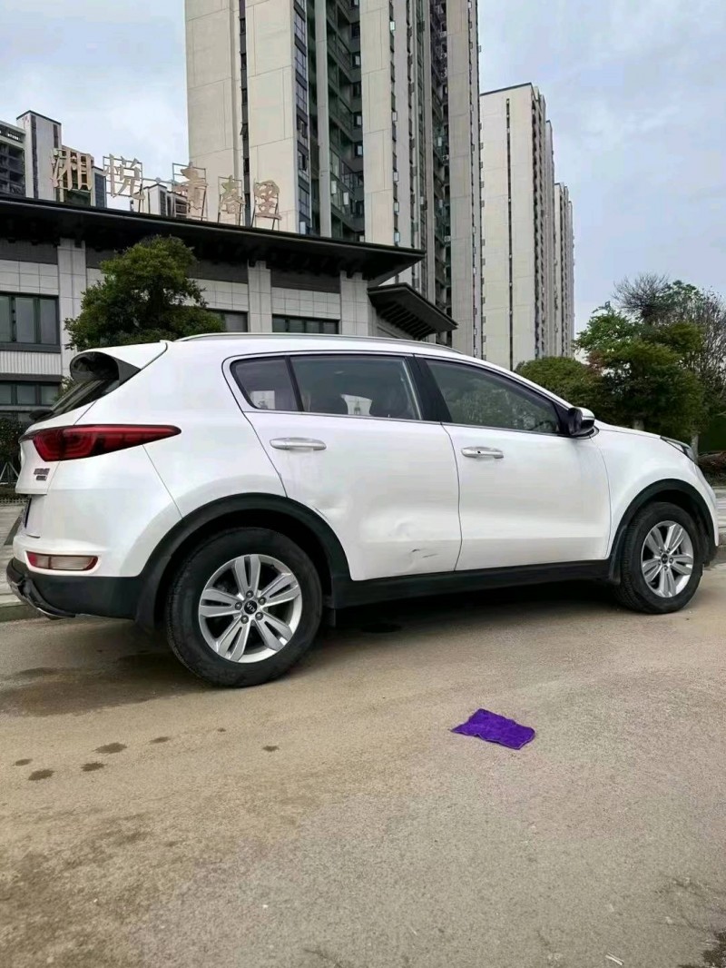 長沙17年起亞KX56