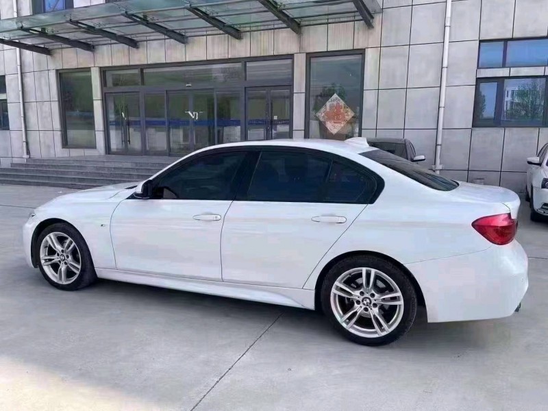 济南17年宝马3系8