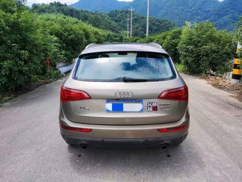 嘉兴11年奥迪Q58