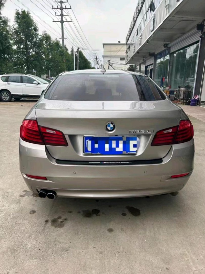 济南16年宝马5系9