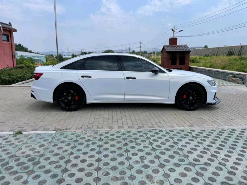 枣庄22年奥迪A6L8