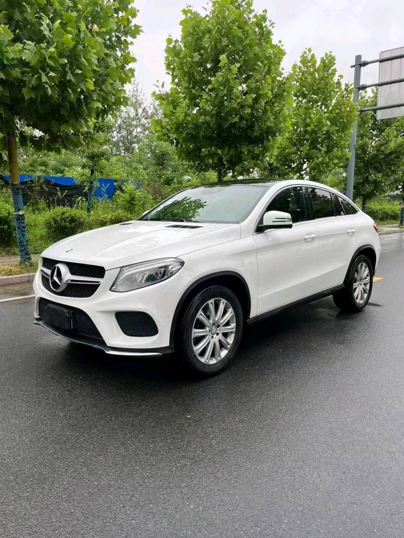 徐州17年奔驰GLE3