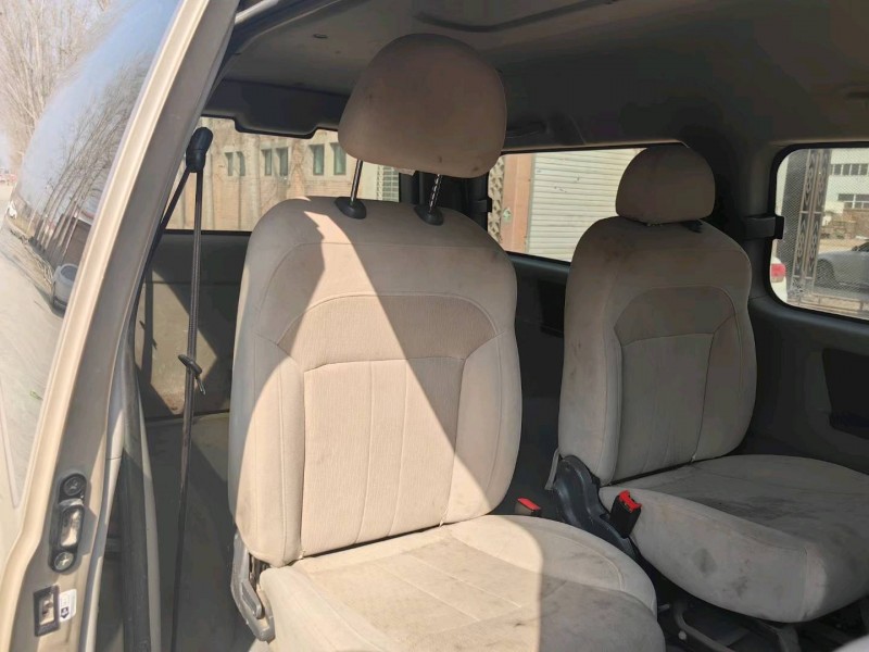 保定18年东风菱智5